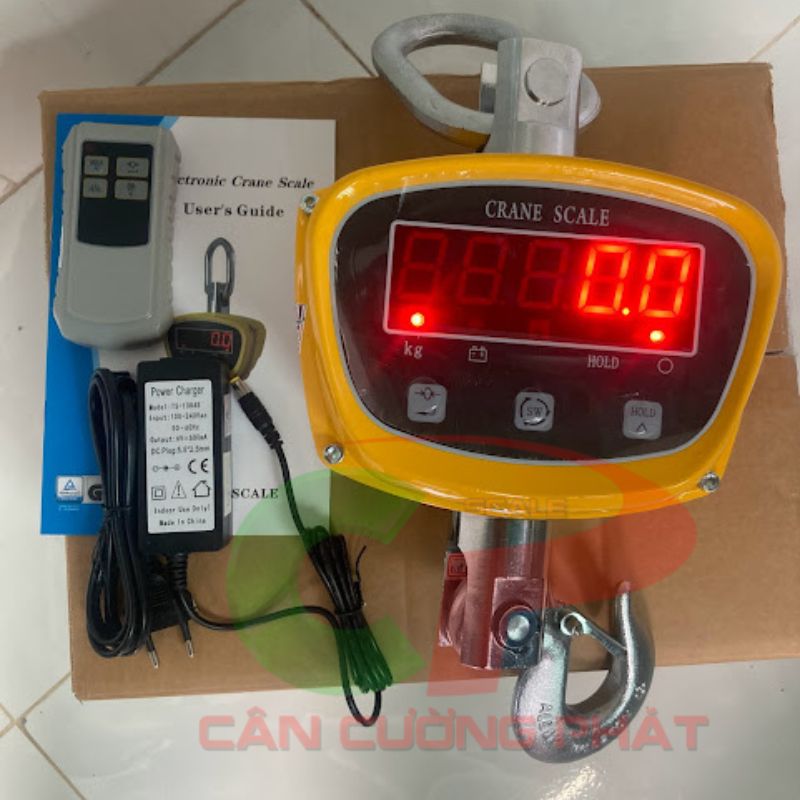 Hình ảnh mặt trước cân treo điện tử 1,5 Tấn OCS-GGE