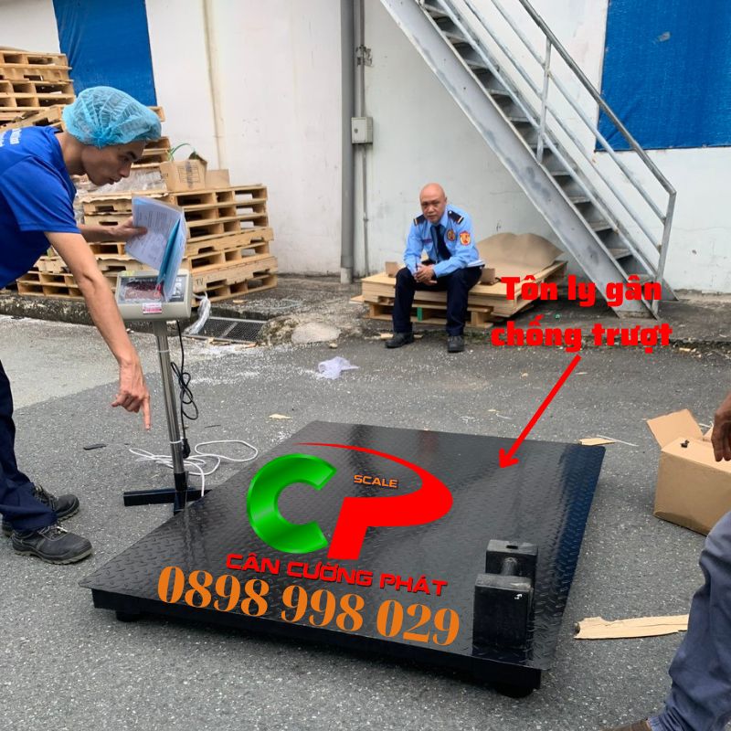 Hình ảnh cân sàn điện tử 1 Tấn TPS